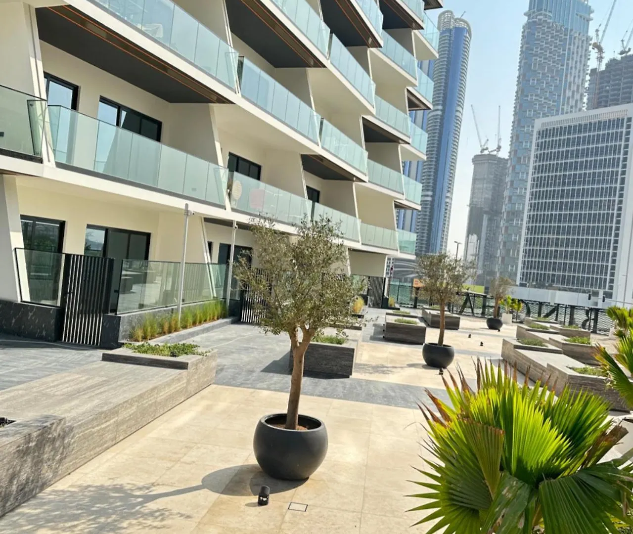 Binghatti Canal With Private Jacuzzi Burj Khalifa View Kings Дубай