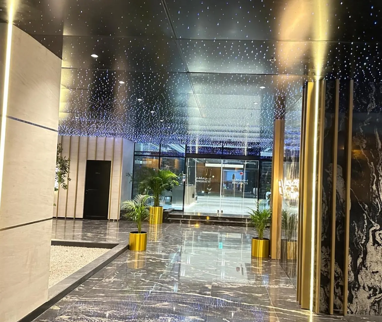 Гостевой дом Binghatti Canal With Private Jacuzzi Burj Khalifa View Kings Дубай