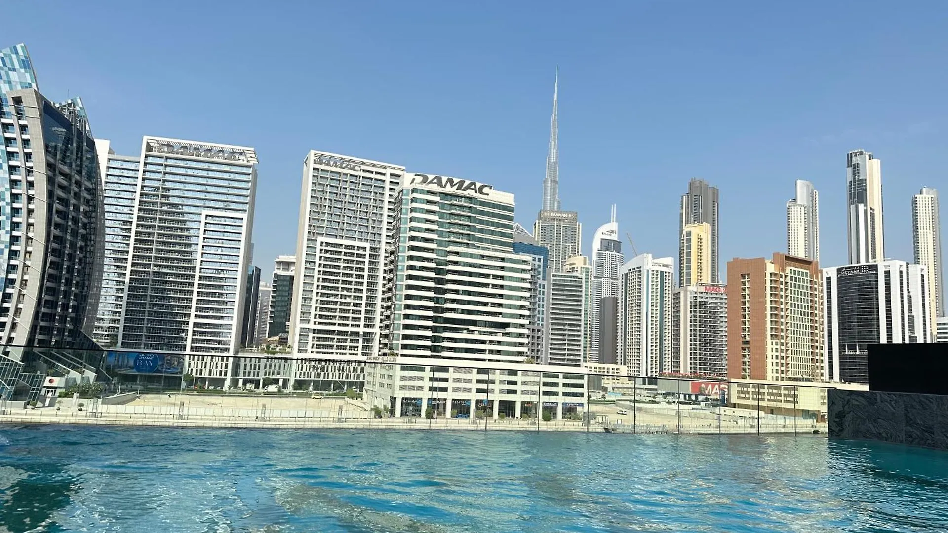 Binghatti Canal With Private Jacuzzi Burj Khalifa View Kings Дубай Гостевой дом